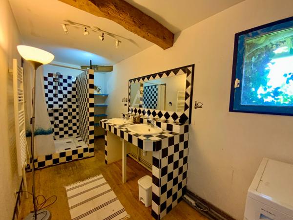 Maison spacieuse à la campagne