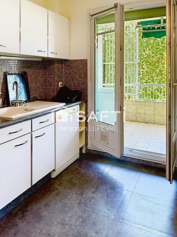 GRAND BALCON / CUISINE ÉQUIPÉE