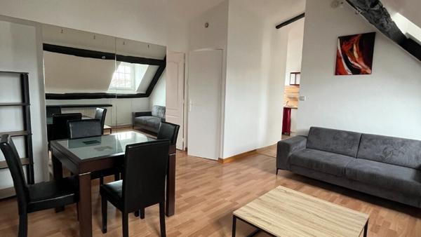 APPARTEMENT - PLACE DU VIEUX MARCHE - ROUEN