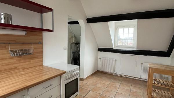 APPARTEMENT - PLACE DU VIEUX MARCHE - ROUEN