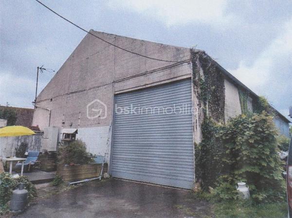 Local d'activités de 300 m²