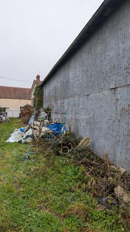 Local d'activités de 300 m²