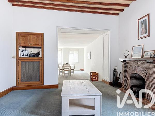 Maison à vendre 7 pièces 185 m² Auneau-Bleury-Saint-Symphorien