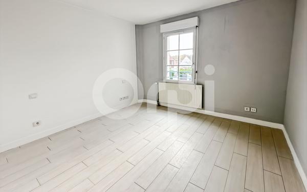 Appartement à louer    3 pièces •  Senlis