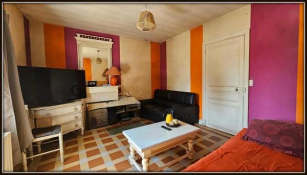 Maison de campagne avec dépendances