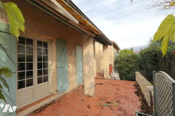 Maison à rafraîchir à Castelnau-le-Lez, proche tramway