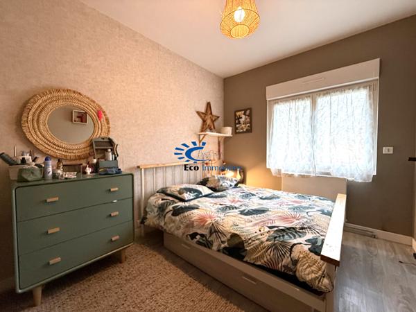 DOMPIERRE MAISON 5 CHAMBRES GRAND TERRAIN ARBORE DE 1 258 m²  Dompierre sur mer