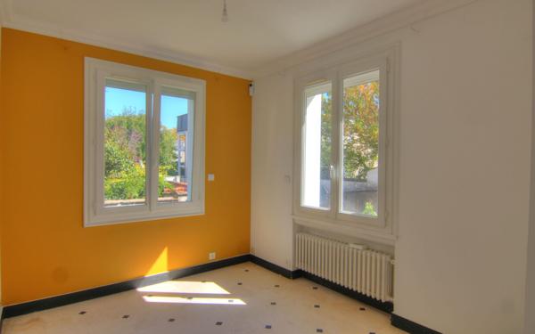 Maison à vendre    5 pièces • 123 m2 Orléans