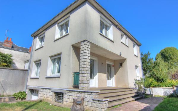 Maison à vendre    5 pièces • 123 m2 Orléans