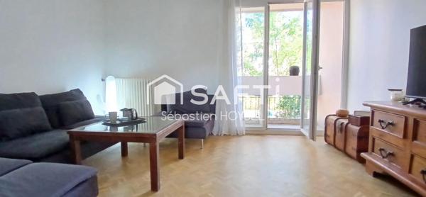 Blagnac centre, T3 rénové avec balcon et cave.