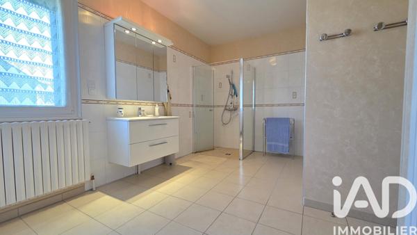 Maison à vendre 8 pièces 231 m² Suippes