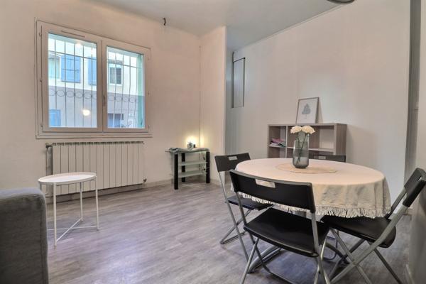 Marseille (13013) CENTRE VILLAGE CHATEAU GOMBERT, T 3 PIÈCES 45 M²
