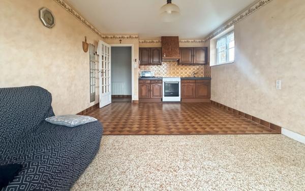 Maison à vendre    8 pièces • 225 m2 Martigné-Ferchaud