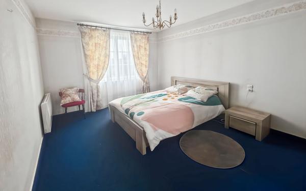 Maison à vendre    8 pièces • 225 m2 Martigné-Ferchaud