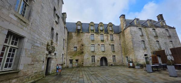 le t2 historique , Quimper