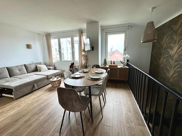 LE BON COIN POUR SE LOGER À WIMEREUX MAISON A VENDRE PROCHE DE LA PLAGE ET DES COMMERCES 6 PIÈCES, 4 CHAMBRES, SALON, SALLE À MANGER, BUREAU