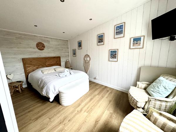 LE BON COIN POUR SE LOGER À WIMEREUX MAISON A VENDRE PROCHE DE LA PLAGE ET DES COMMERCES 6 PIÈCES, 4 CHAMBRES, SALON, SALLE À MANGER, BUREAU