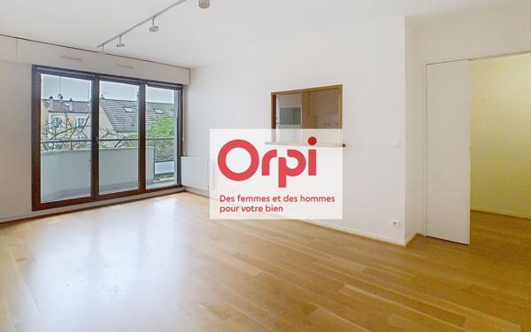 Appartement à vendre    3 pièces • 66,34 m2 Issy-les-Moulineaux