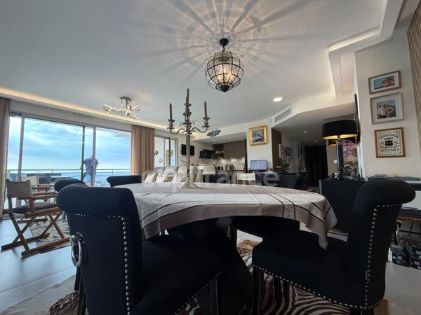 Appartement à vendre 4 pièces LE CANNET (06),penthouse avec vue mer panoramique, cave, possibilité 4 garages !