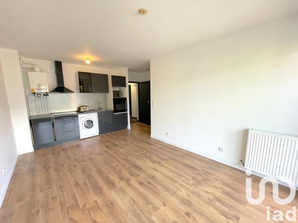 apartment rental 2 rooms 39 m² Ris-Orangis