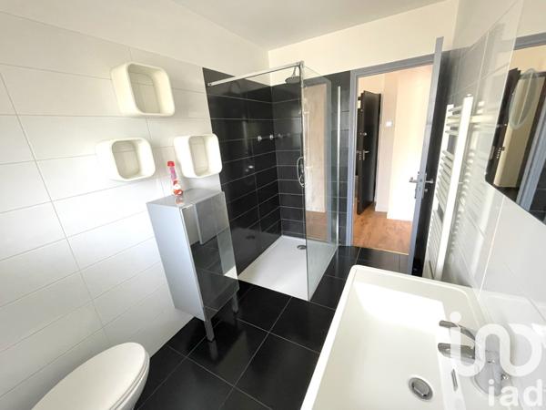 apartment rental 2 rooms 39 m² Ris-Orangis