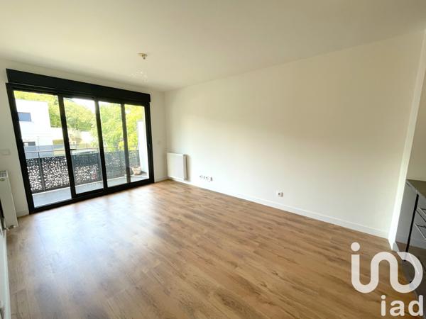 apartment rental 2 rooms 39 m² Ris-Orangis