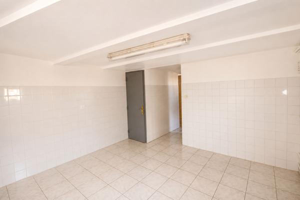 Maison Nevers, 2 chambres, proche centre ville, 2H30 de Paris, proche ISAT