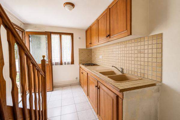 Maison Nevers, 2 chambres, proche centre ville, 2H30 de Paris, proche ISAT