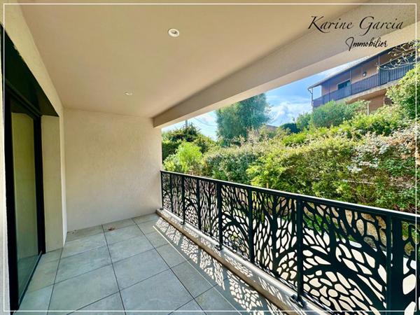 Appartement Six Fours Les Plages  3 pièce(s) 58 m2 - 2 Box sous sol