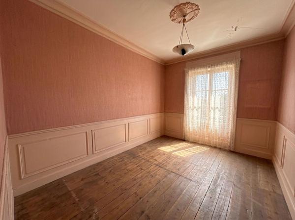 Maison 8 pièce(s) 211 m²