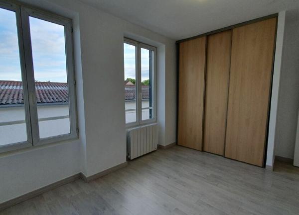 Maison à louer    4 pièces • 56,16 m2 Pontault-Combault