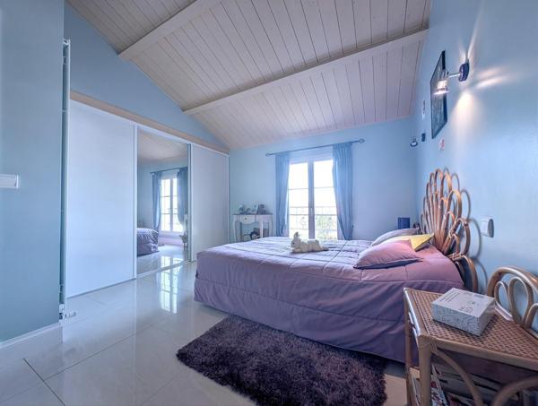 Villa piscine 175m² - Centre Marsilly