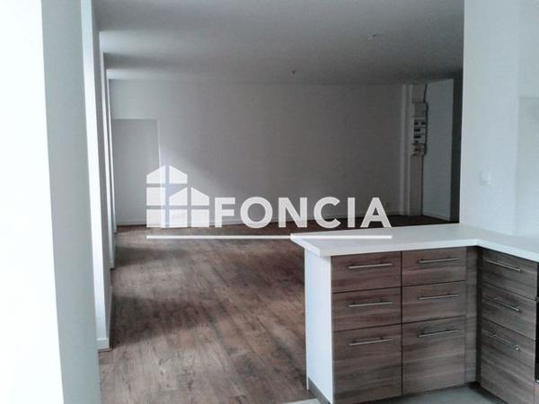 Location Appartement 5 pièces 91.6 m² - 120 RUE JEAN JAURES Brest 29200