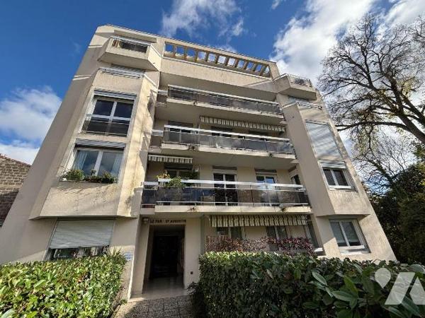 A vendre, Gironde, BORDEAUX secteur Bel air et St Augustin, à proximité des commerces et transp...