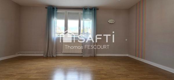 MAISON TYPE 7 RUE DE CERNAY