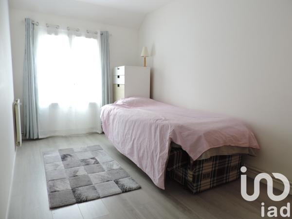 House for sale 5 rooms 103 m² Combs-la-Ville