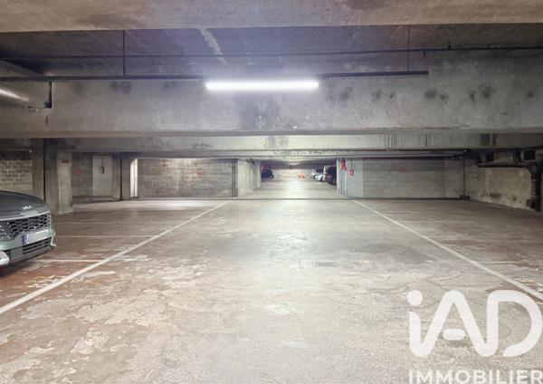 Parking à vendre 12 m² Paris 13