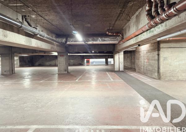 Parking à vendre 12 m² Paris 13