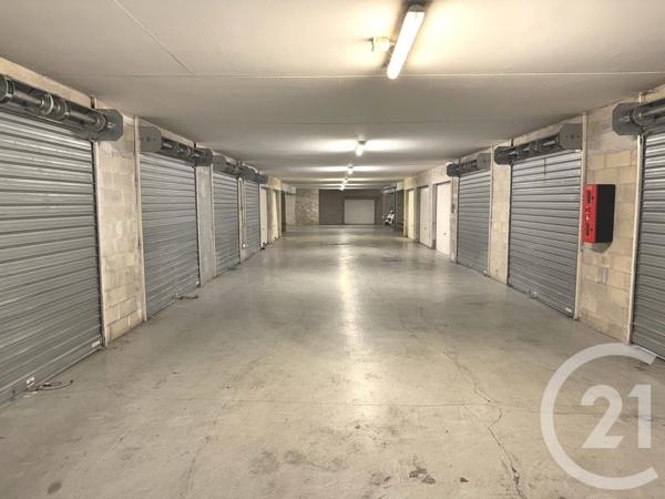 Parking à vendre  18 m2 BAGNEUX - 92