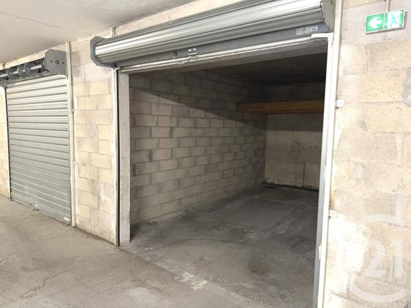 Parking à vendre  18 m2 BAGNEUX - 92