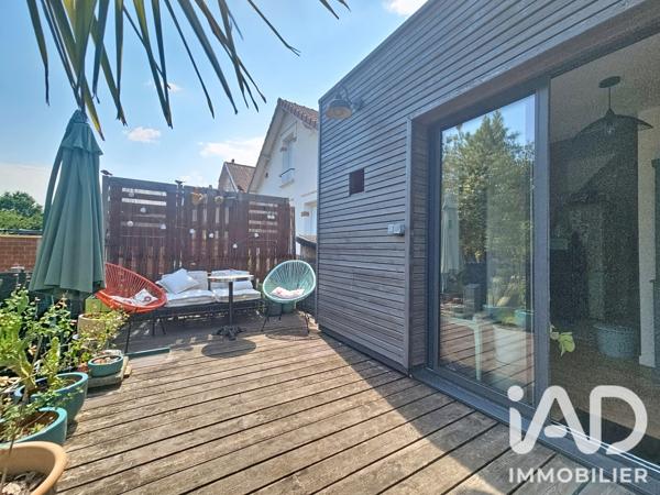 Maison à vendre 6 pièces 102,13 m² Champs-sur-Marne