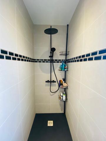 HENON - MAISON NEUVE A PROXIMITE DU BOURG DANS UN ENVIRONNEMENT VERDOYANT !