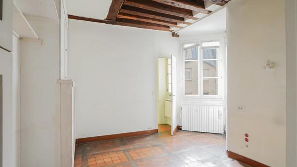 Appartement Paris 3 e - ARCHIVES