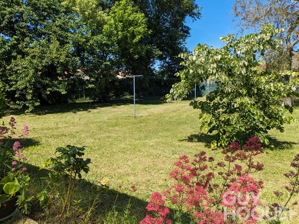 Maison Fontaine Le Comte 6 pièce(s) 114.99 m2