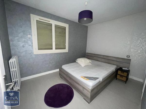 Appartement à louer 3 pièces 68.39m² Tulle (19000)