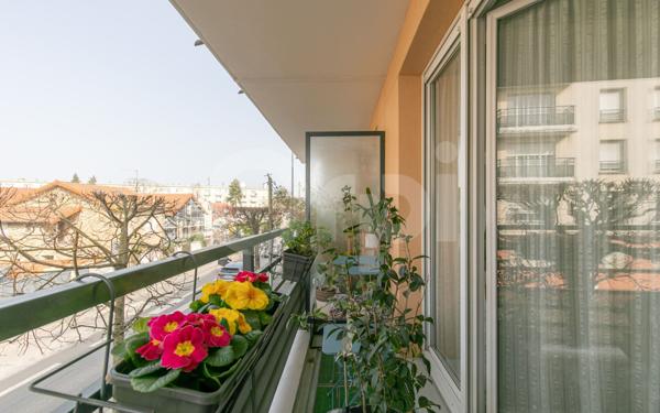 Appartement à vendre    2 pièces • 40 m2 Chelles