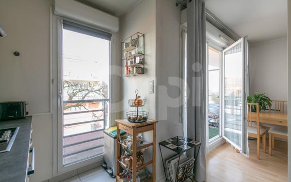 Appartement à vendre    2 pièces • 40 m2 Chelles