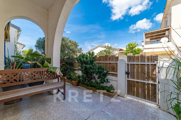 Maison de ville avec terrasses et garage à 150m de la plage