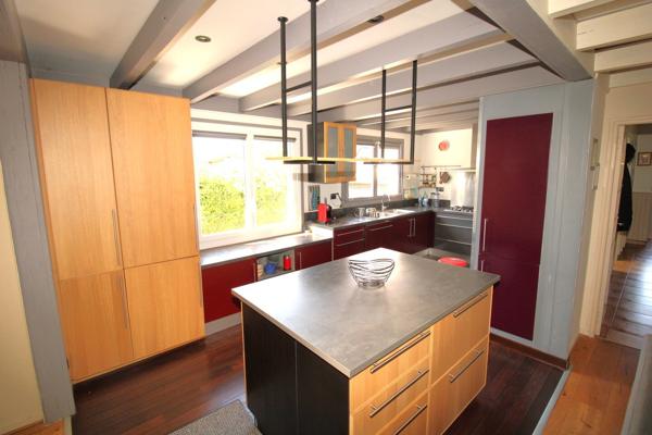 MAISON MOUGUERRE BOURG 495 000 €