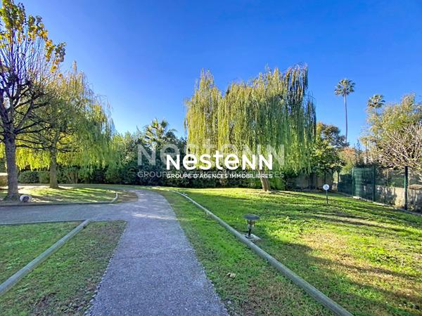 Golfe-Juan - 2P - 40m2 - TERRASSE- PROCHE DE LA MER-RENOVE